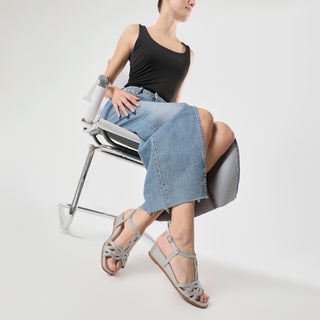 Sandalia de Tacon Corrido Apv2551777 Textil Plata